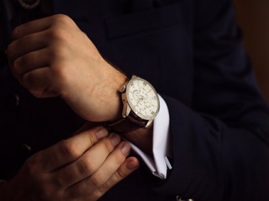 Tại sao đàn ông nên đeo đồng hồ mỗi ngày